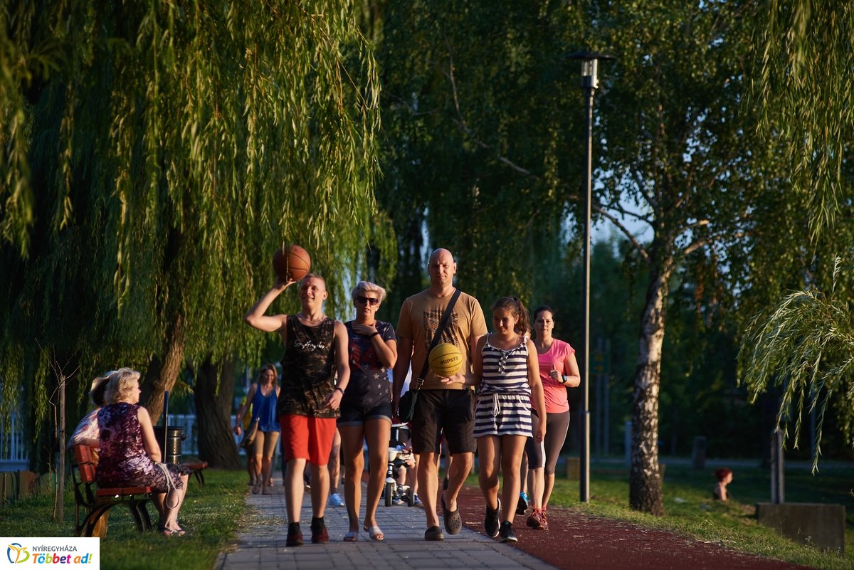 Hétköznapi pillanatok a Bujtosi Városligetben