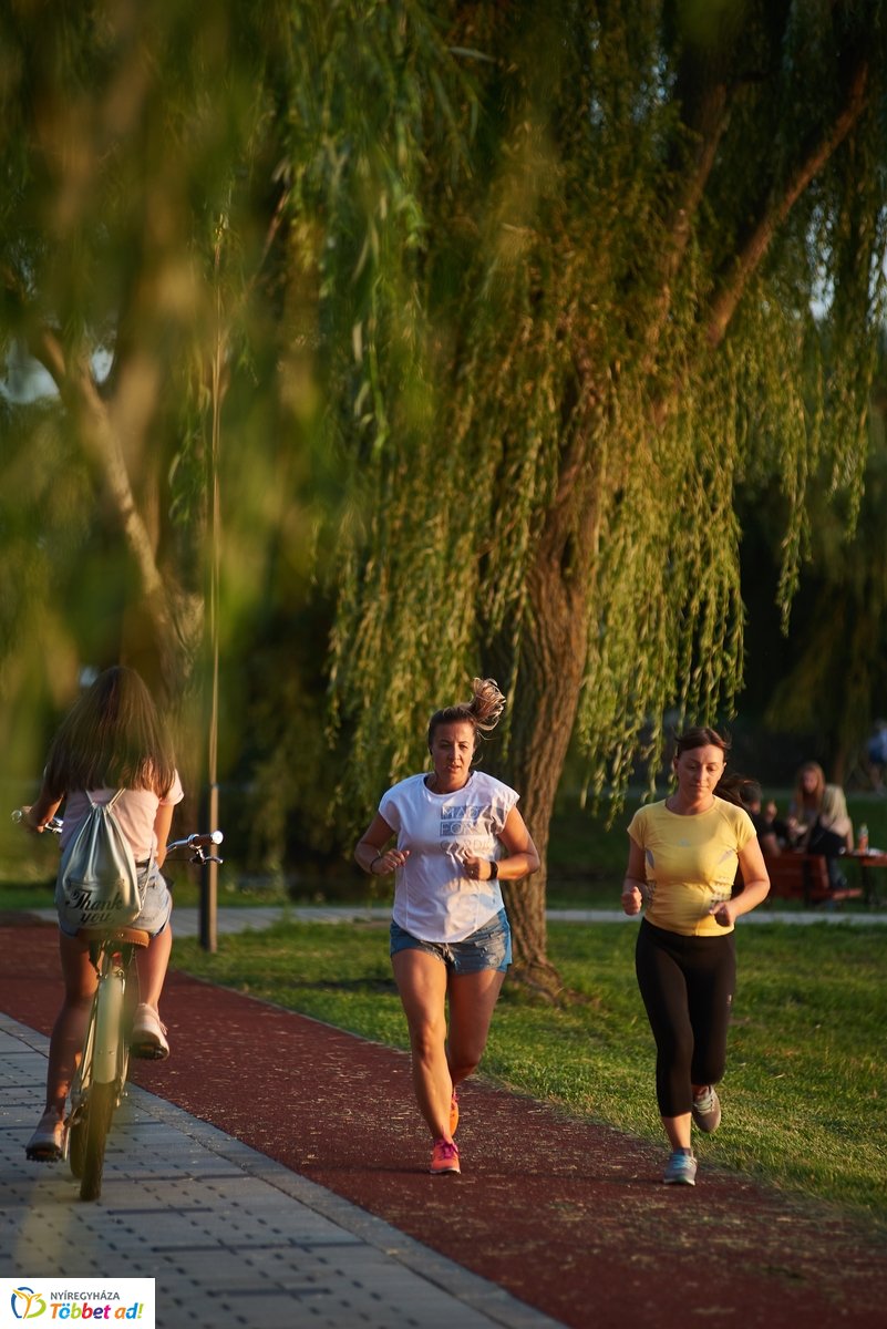 Hétköznapi pillanatok a Bujtosi Városligetben