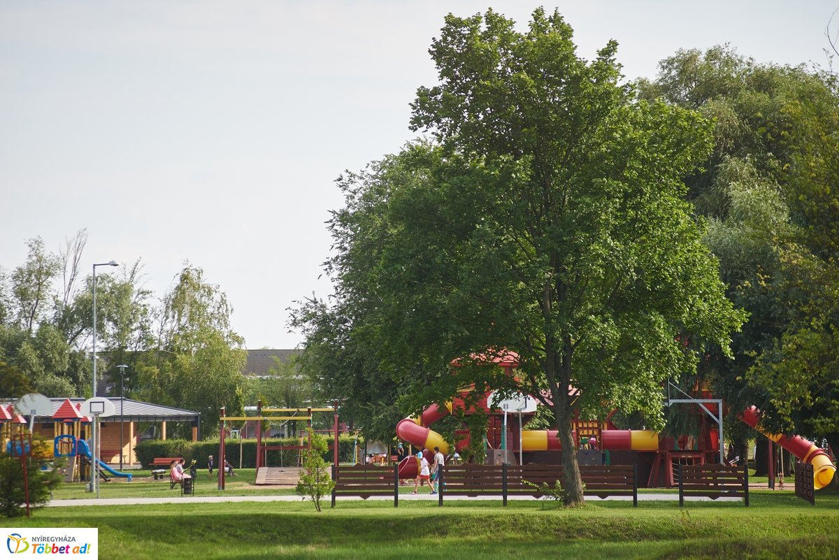 Hétköznapi pillanatok a Bujtosi Városligetben