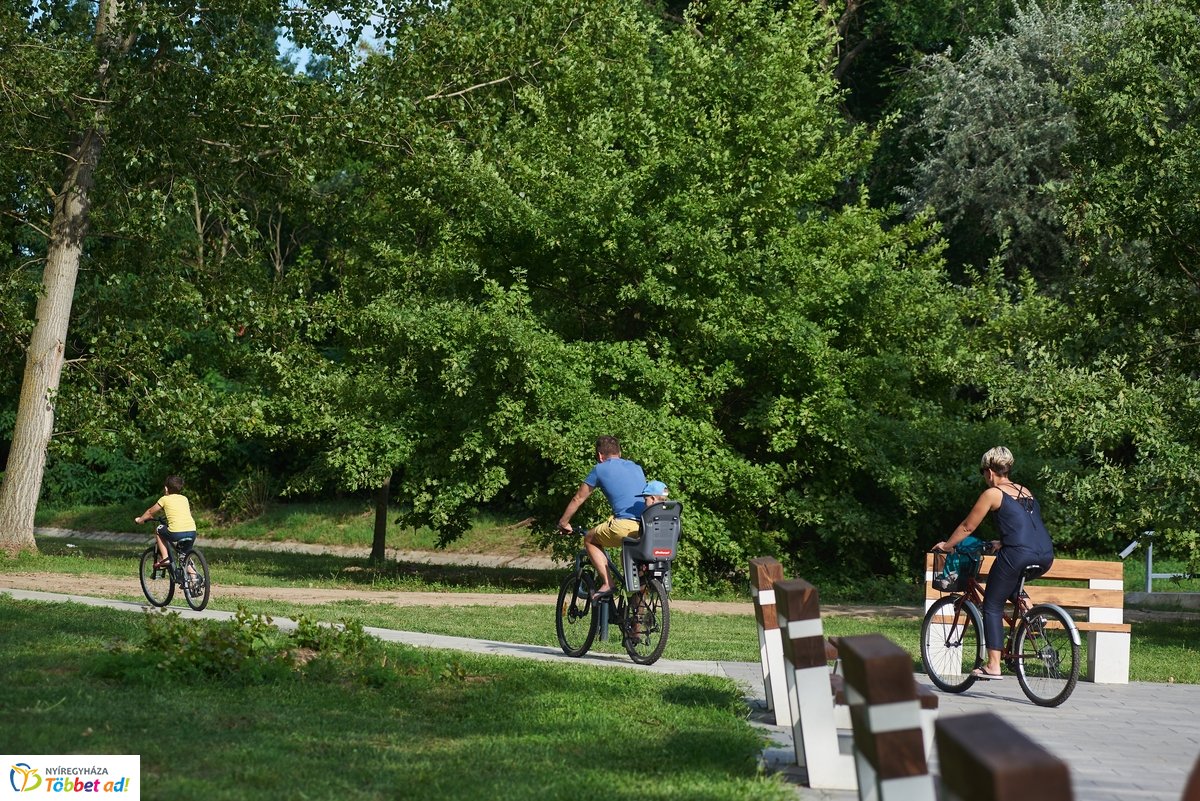 Hétköznapi pillanatok a Bujtosi Városligetben
