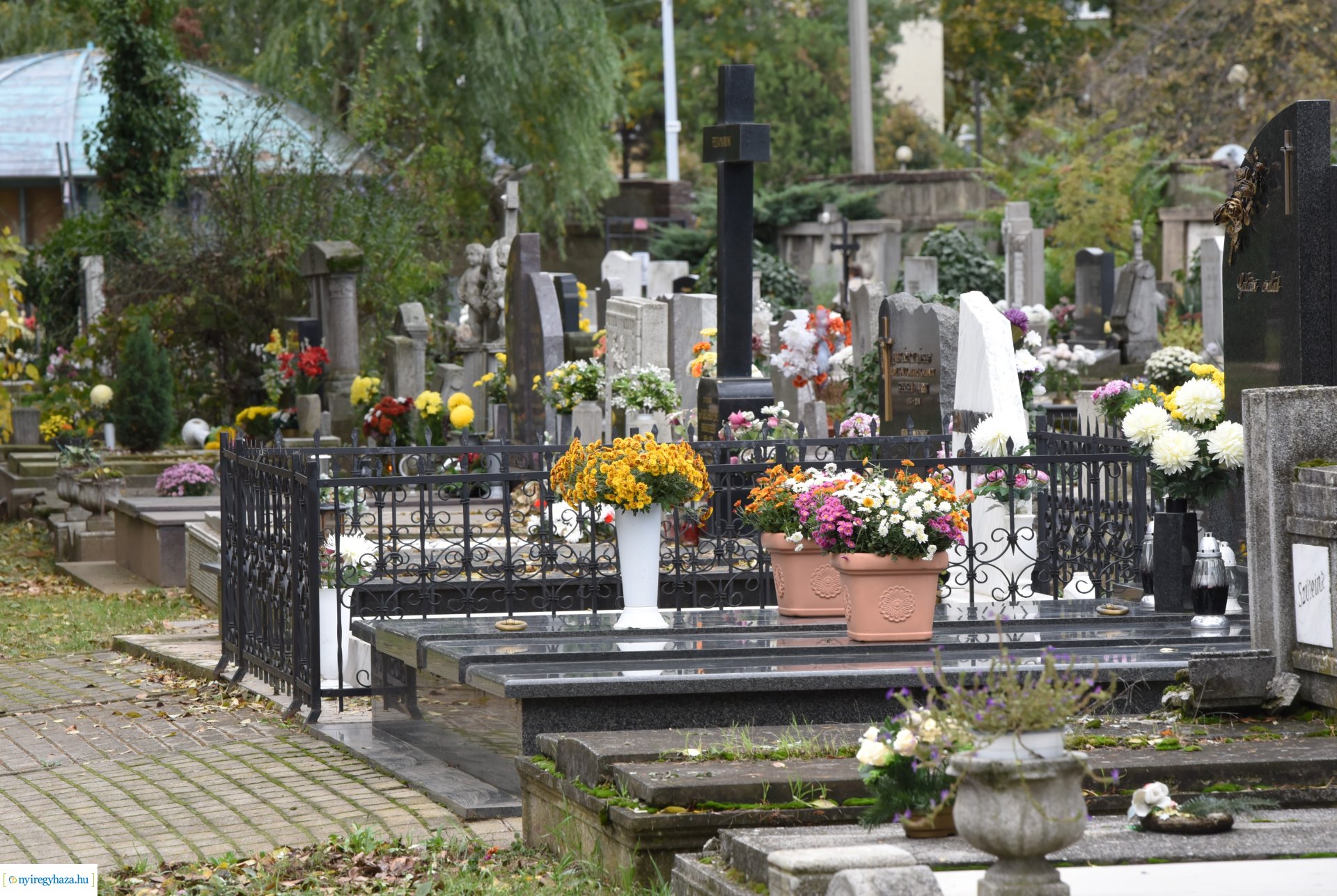 Hétvégén is sokan látogattak ki  az Északi Temtőbe