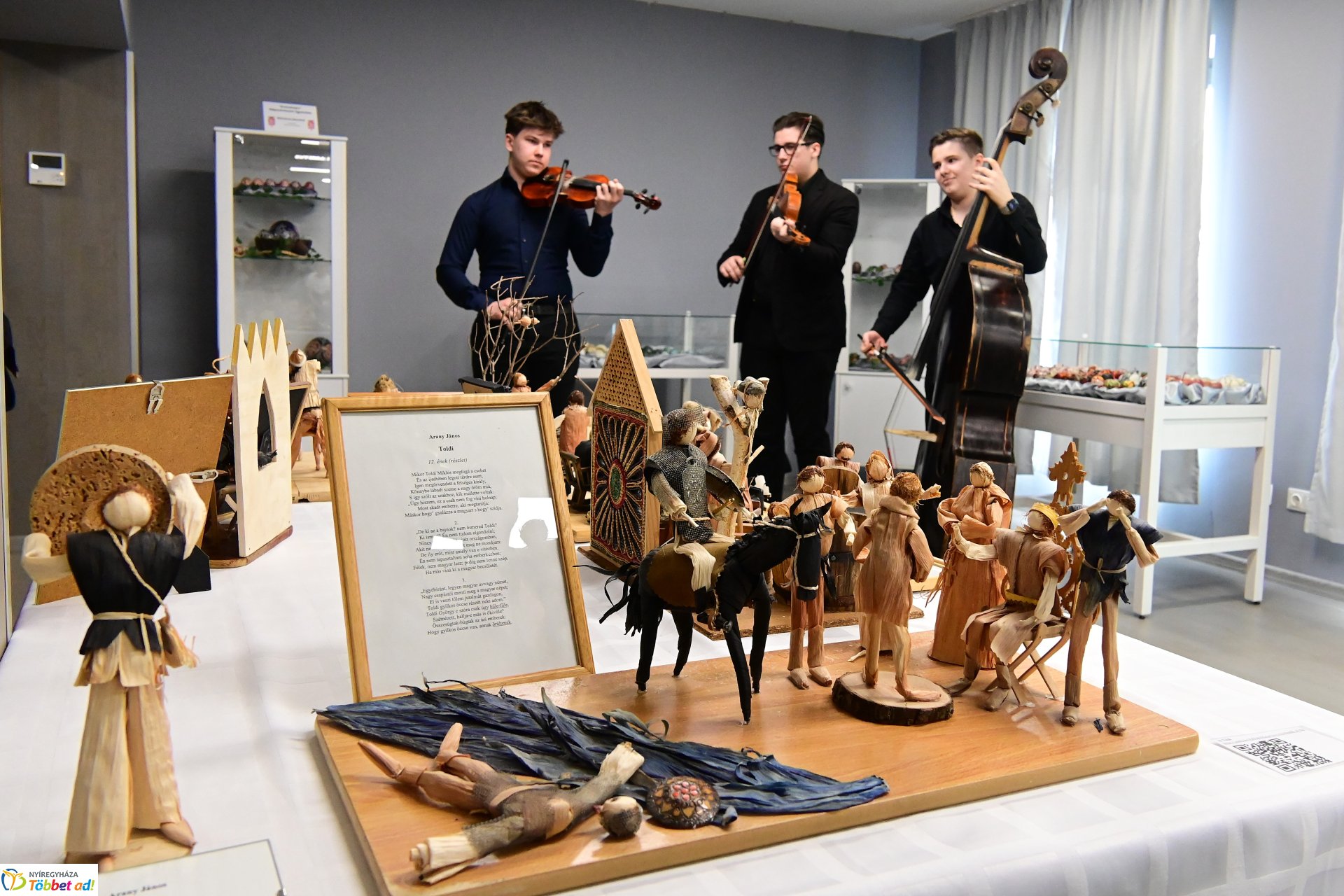 Hímestojás és csuhébaba kiállításmegnyitó a Kállay Gyűjteményben