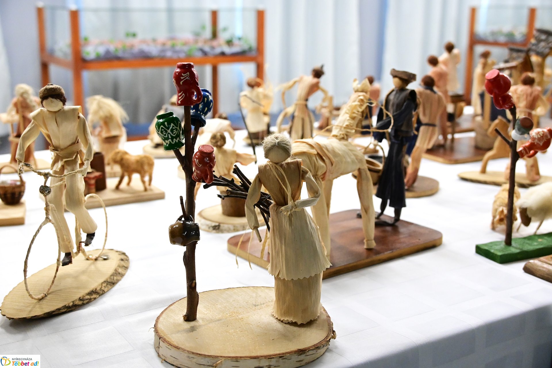 Hímestojás és csuhébaba kiállításmegnyitó a Kállay Gyűjteményben