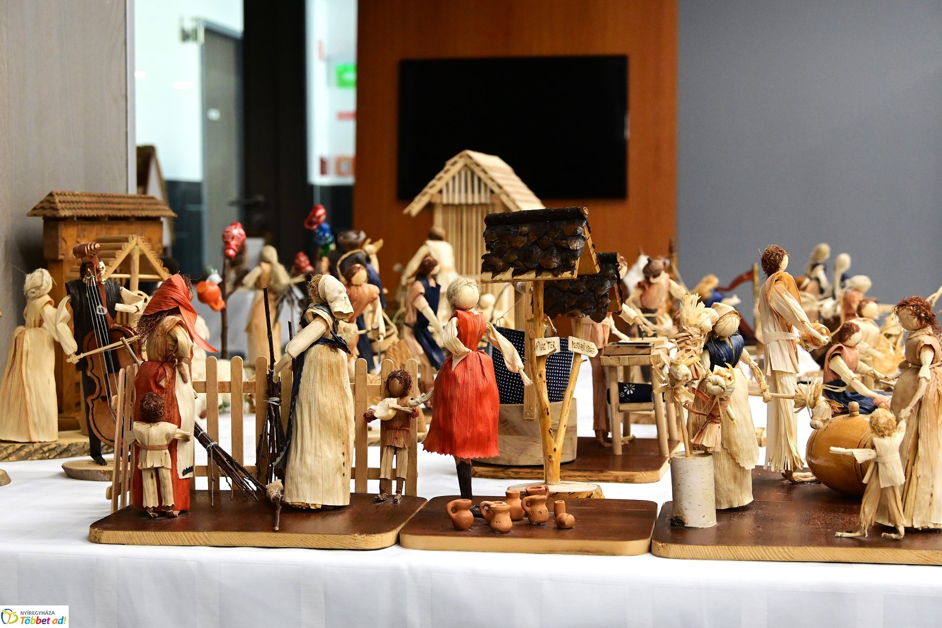 Hímestojás és csuhébaba kiállításmegnyitó a Kállay Gyűjteményben