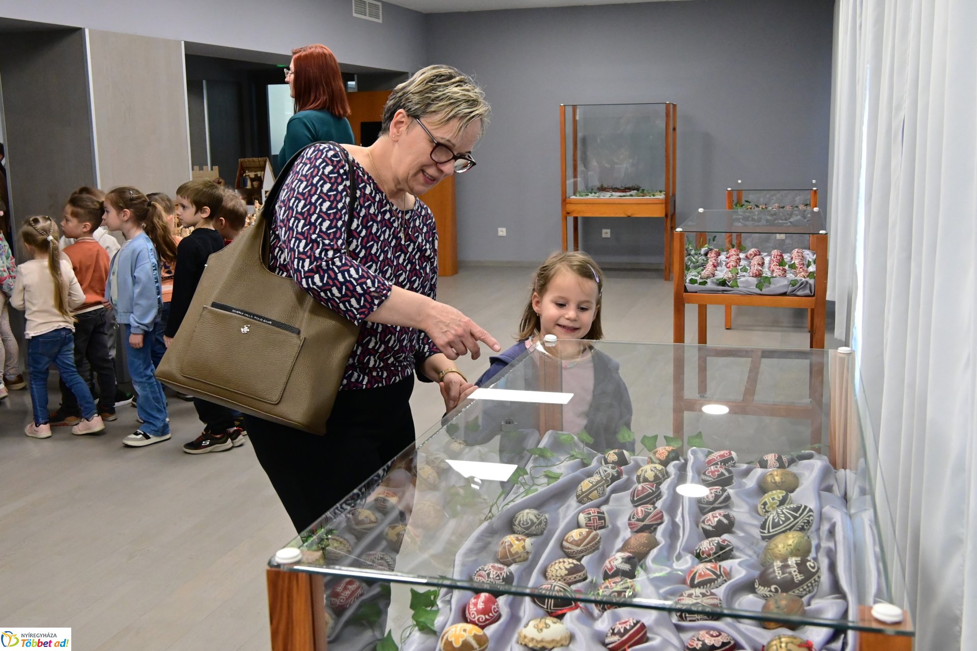 Hímestojás és csuhébaba kiállításmegnyitó a Kállay Gyűjteményben