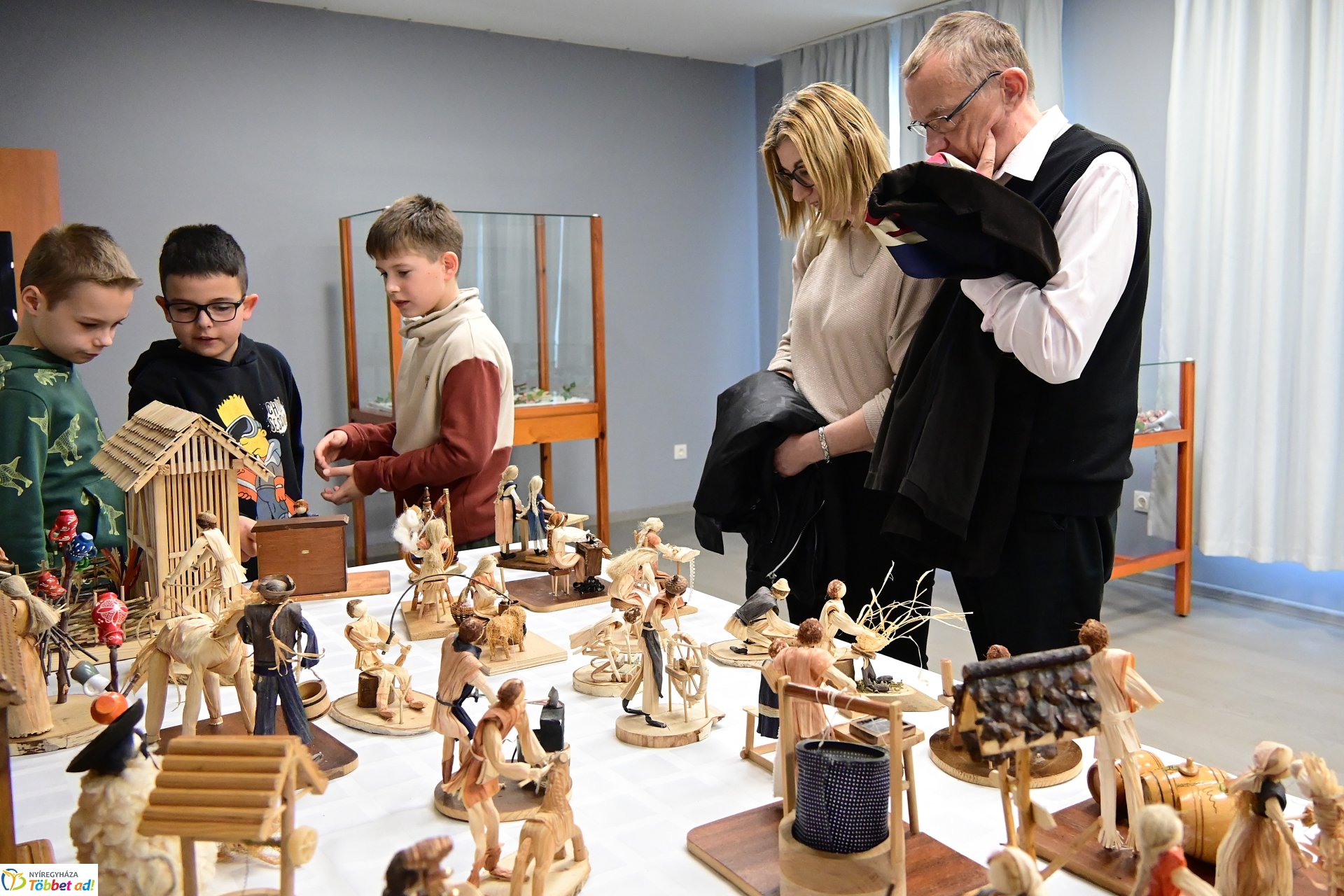 Hímestojás és csuhébaba kiállításmegnyitó a Kállay Gyűjteményben