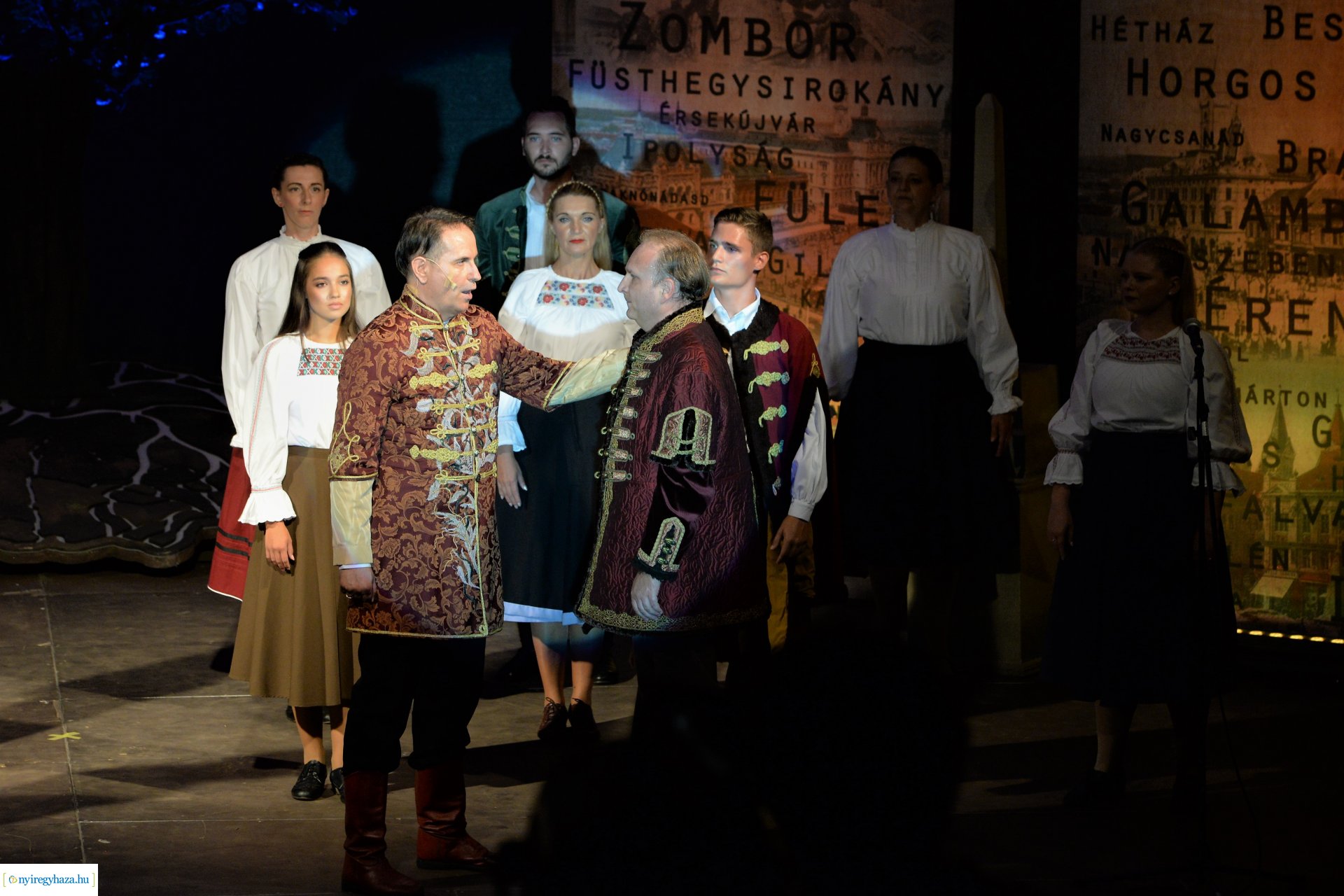 Hiszek egy hazában - a Mandala Dalszínház előadása