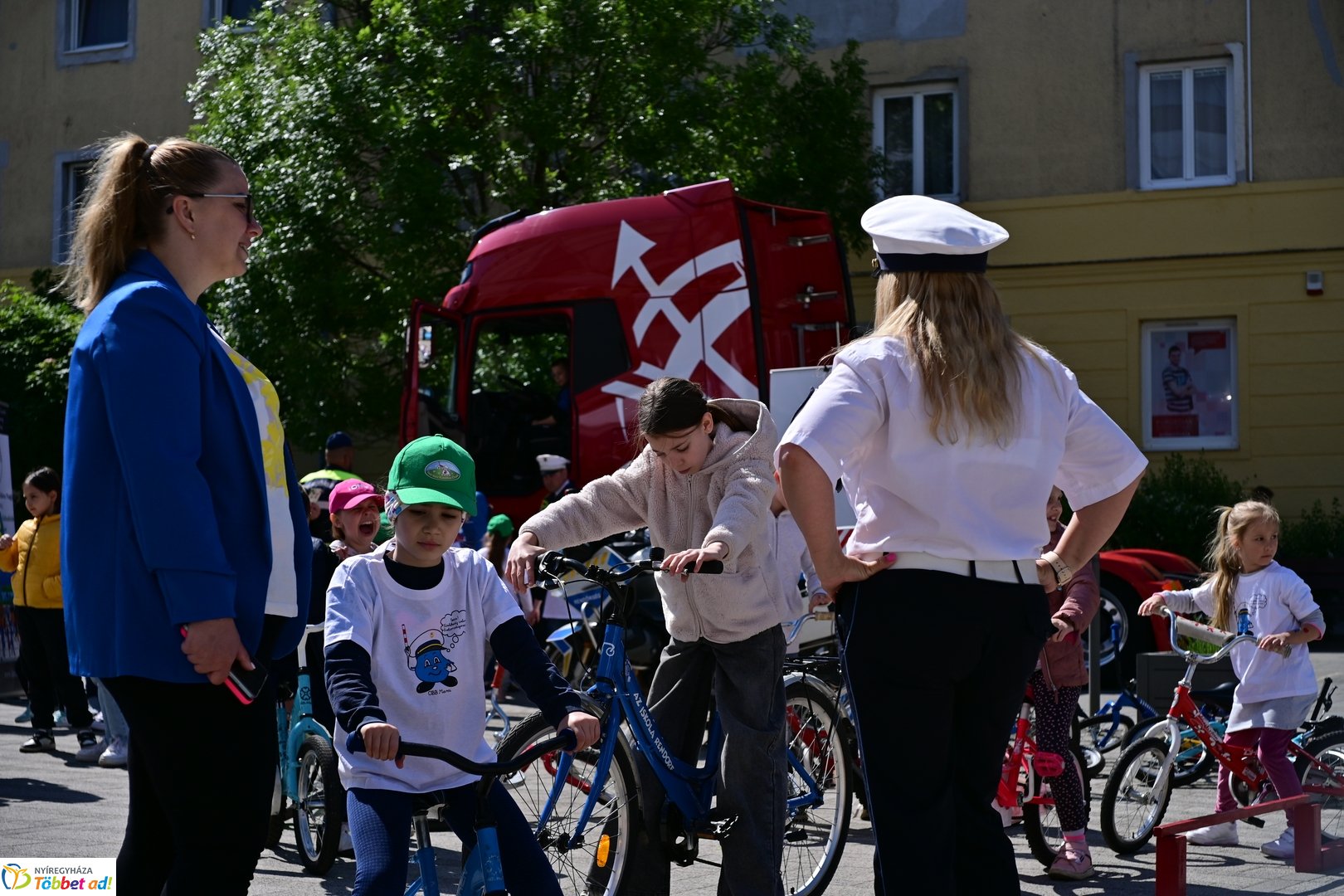 Hogy mindenki hazaérjen 2025-ben is