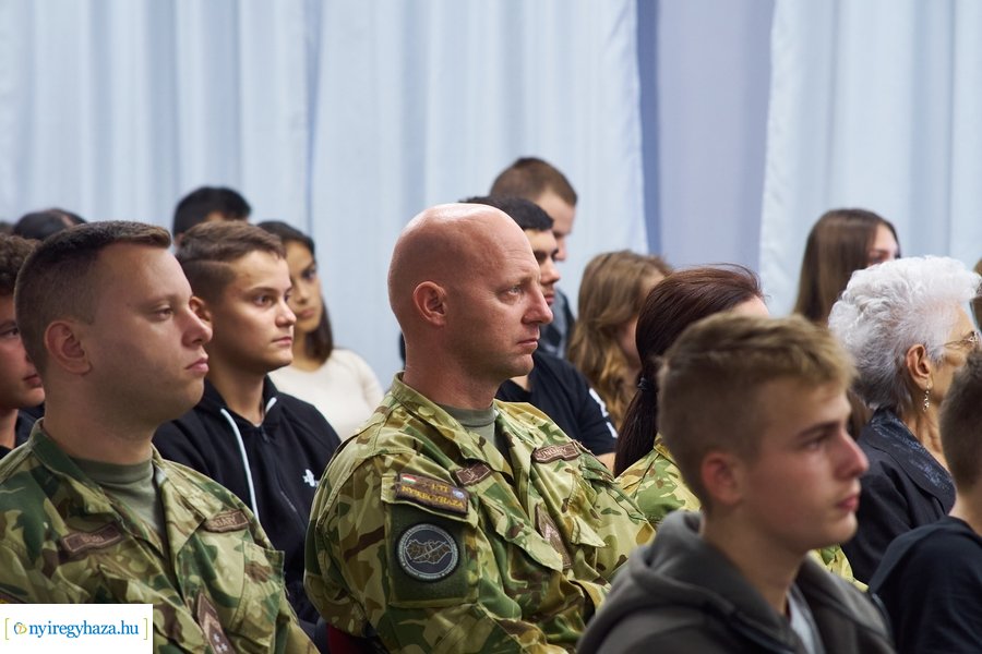 Honvédelmi előadás a Kállay Házban