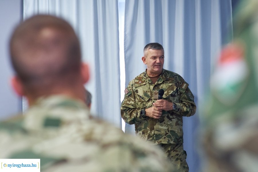 Honvédelmi előadás a Kállay Házban