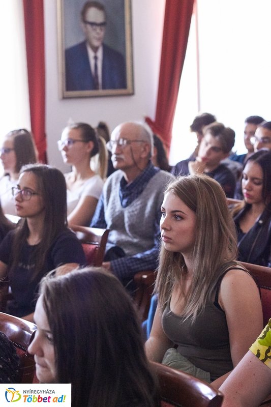 Honvédelmi előadás a múzeumban