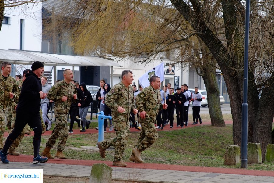 Honvédségi futás a Ligetben