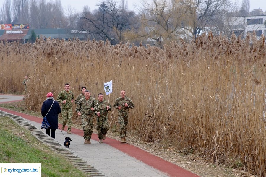 Honvédségi futás a Ligetben