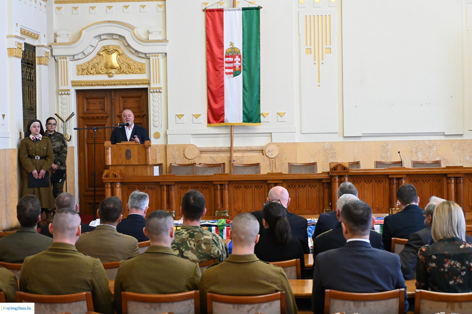 Honvédsuli Egyesület - csapatzászló átadás