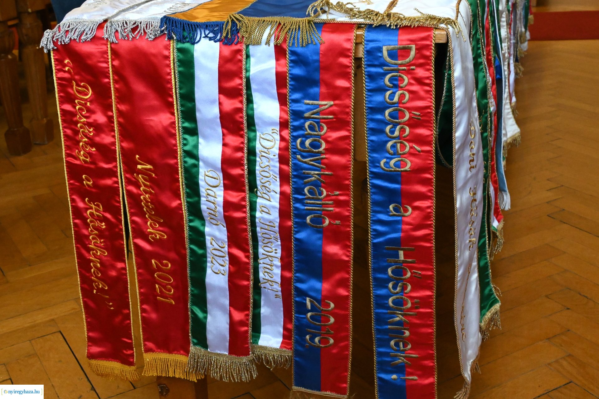 Honvédsuli Egyesület - csapatzászló átadás