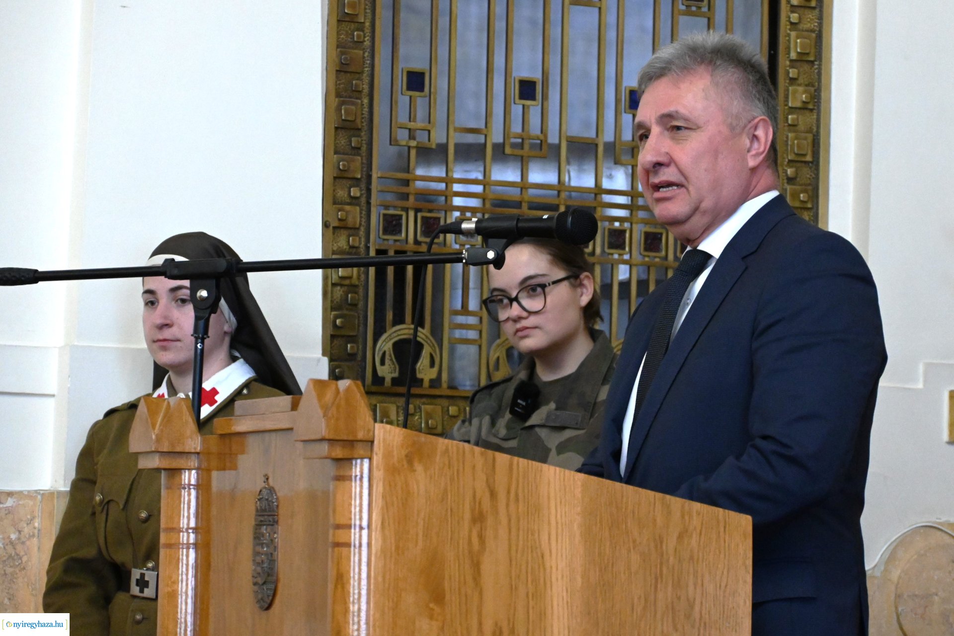 Honvédsuli Egyesület - csapatzászló átadás