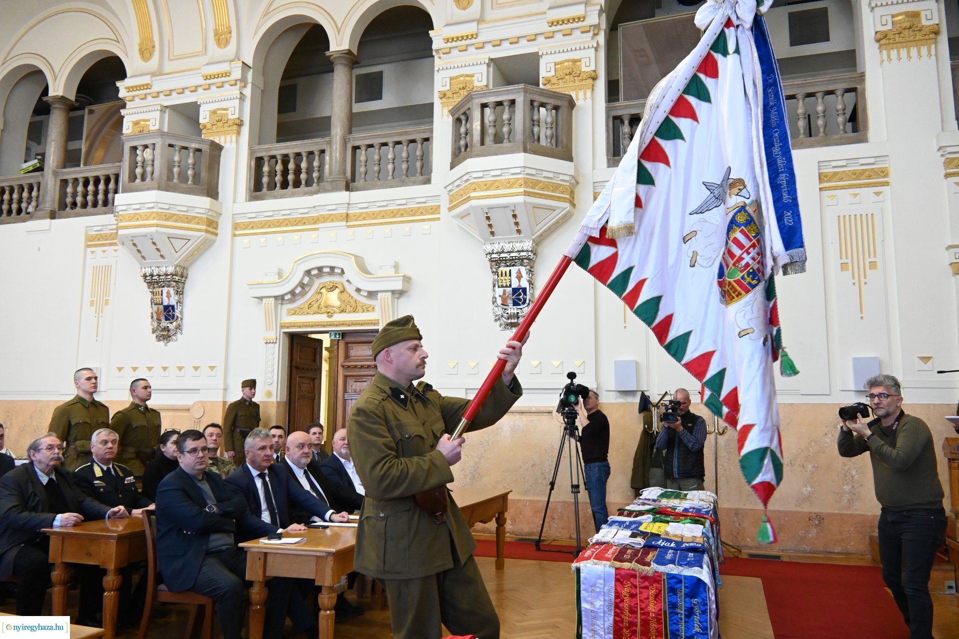 Honvédsuli Egyesület - csapatzászló átadás
