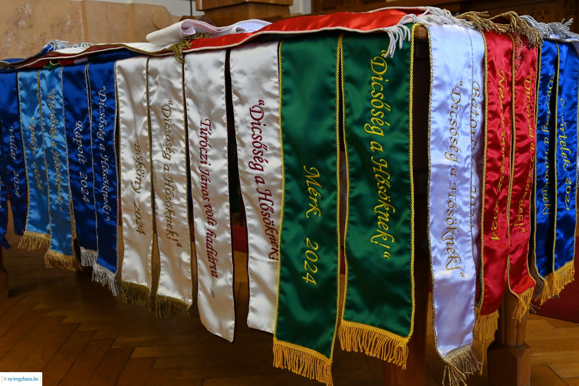 Honvédsuli Egyesület - csapatzászló átadás