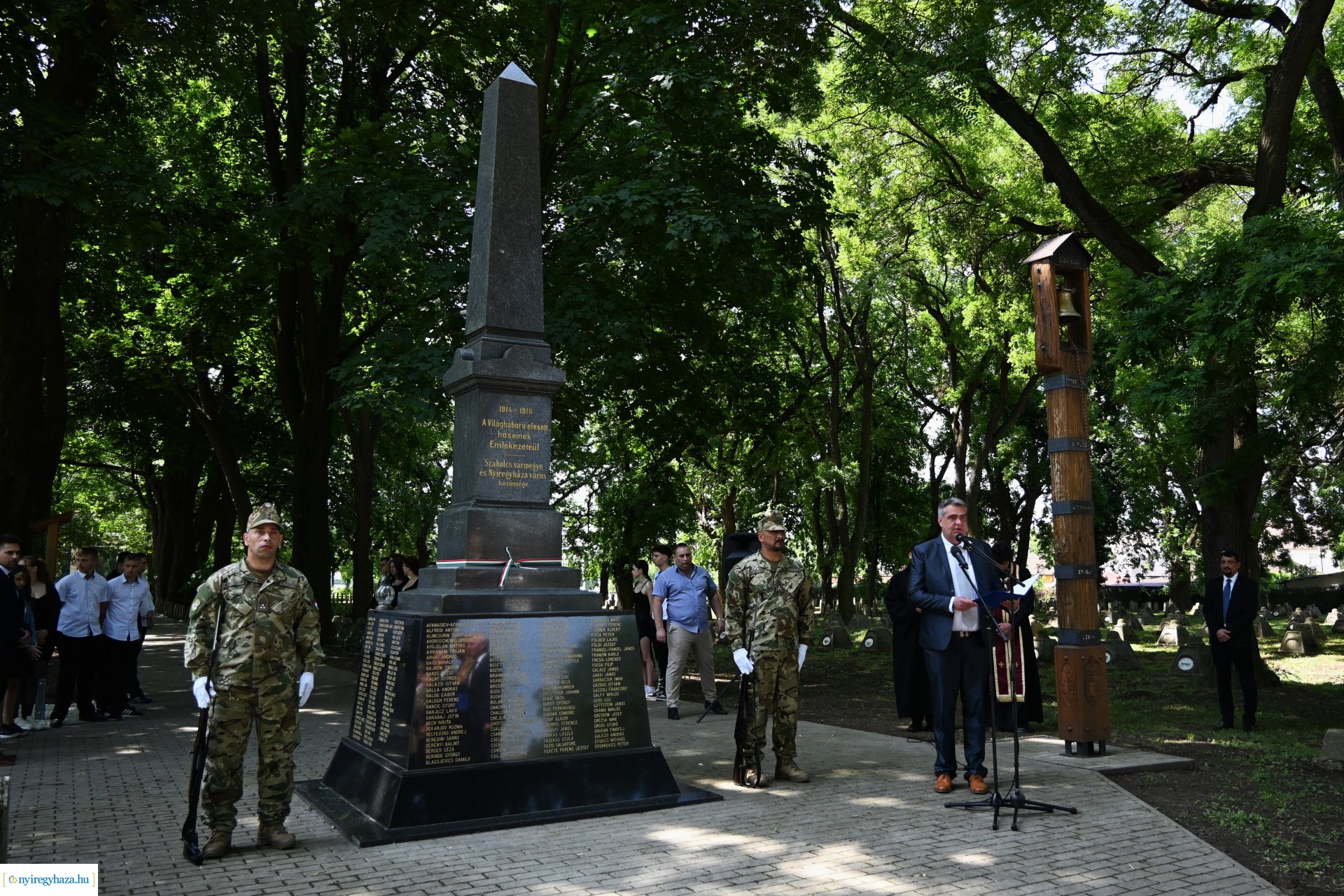 Hősök napja 2024 - koszorúzás a Hősök temetőjében