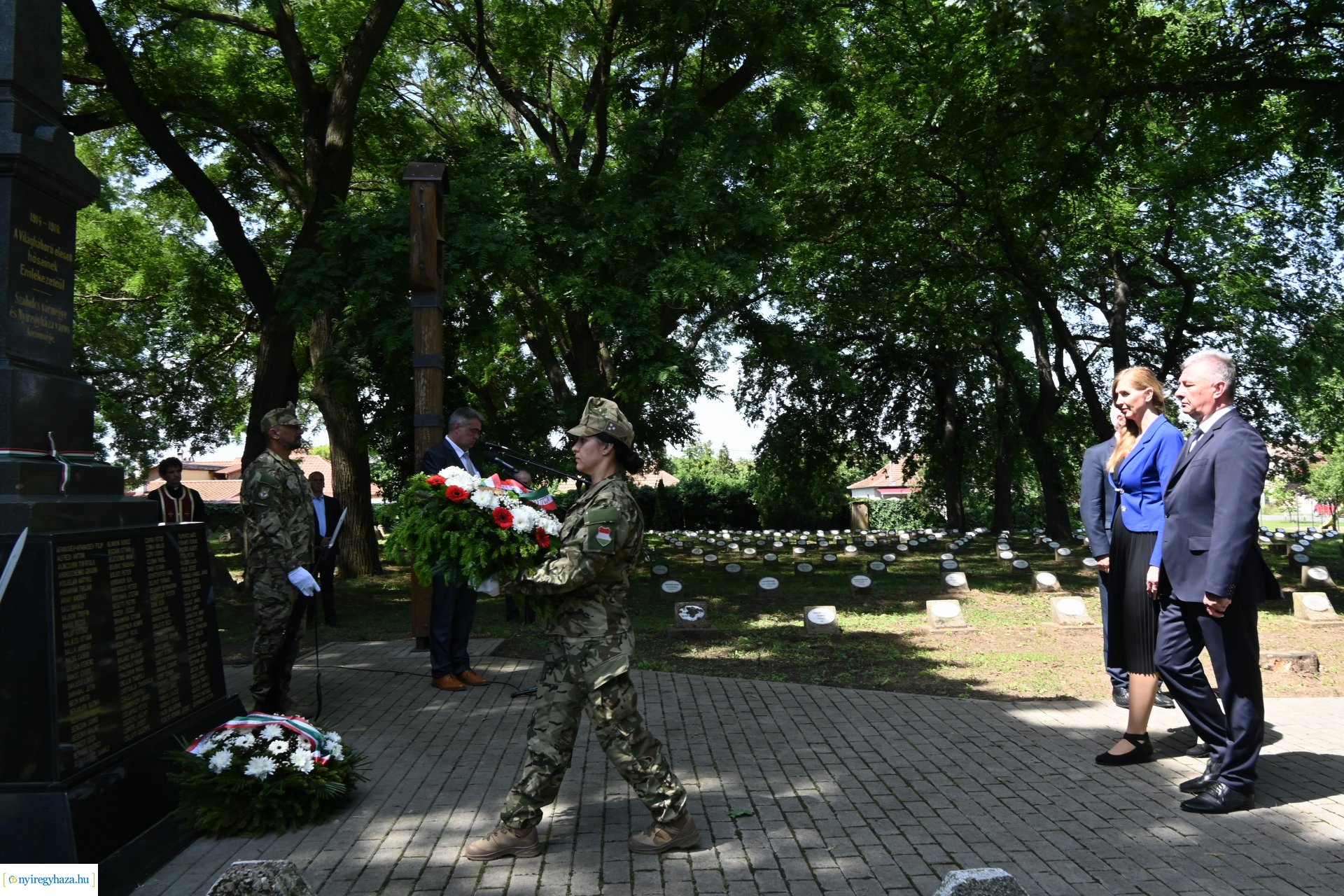 Hősök napja 2024 - koszorúzás a Hősök temetőjében