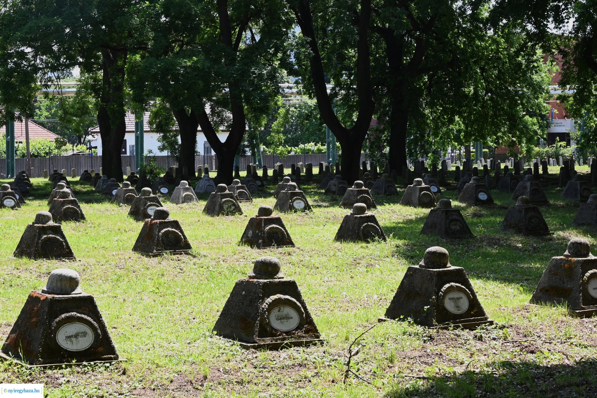 Hősök napja 2024 - koszorúzás a Hősök temetőjében