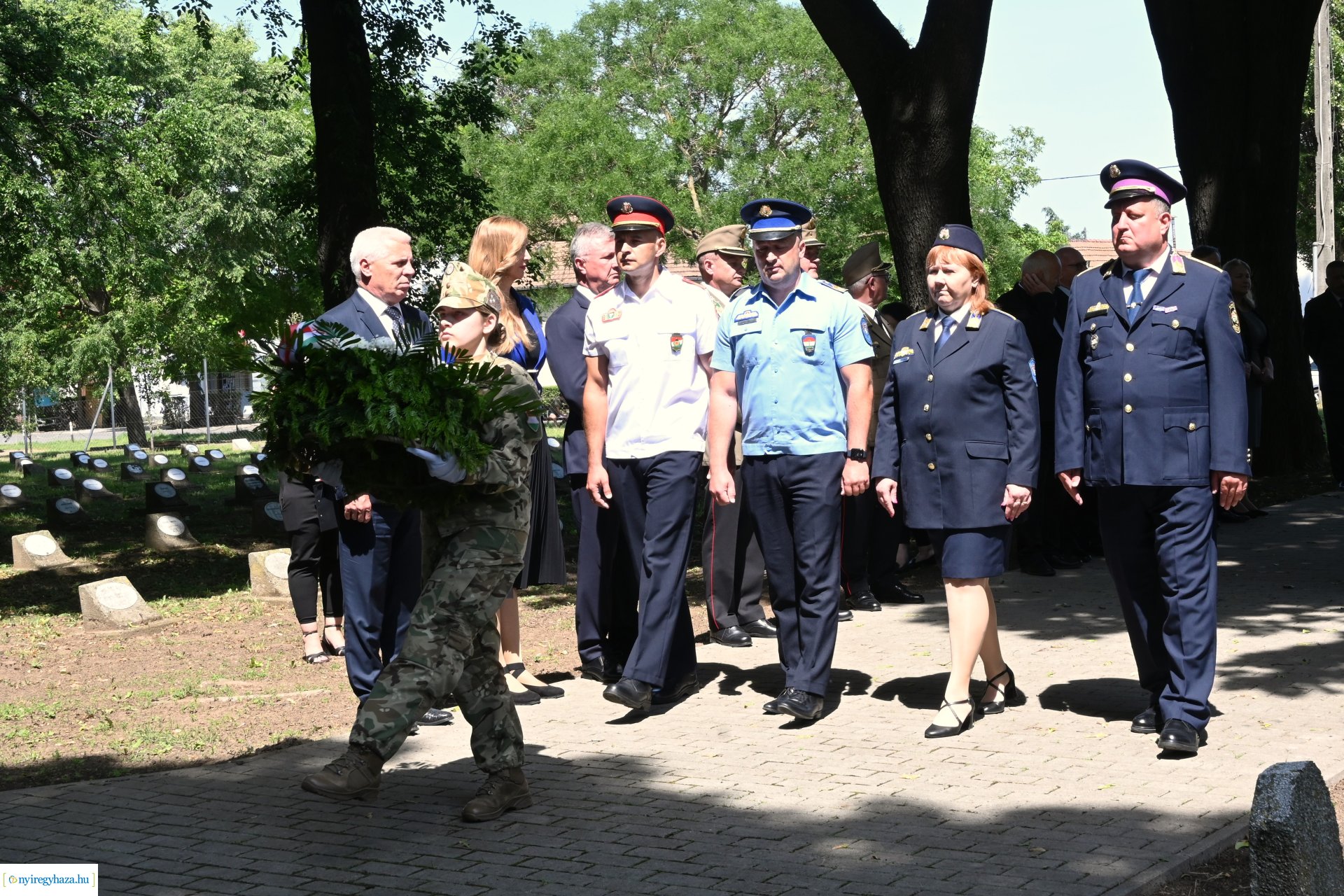 Hősök napja 2024 - koszorúzás a Hősök temetőjében