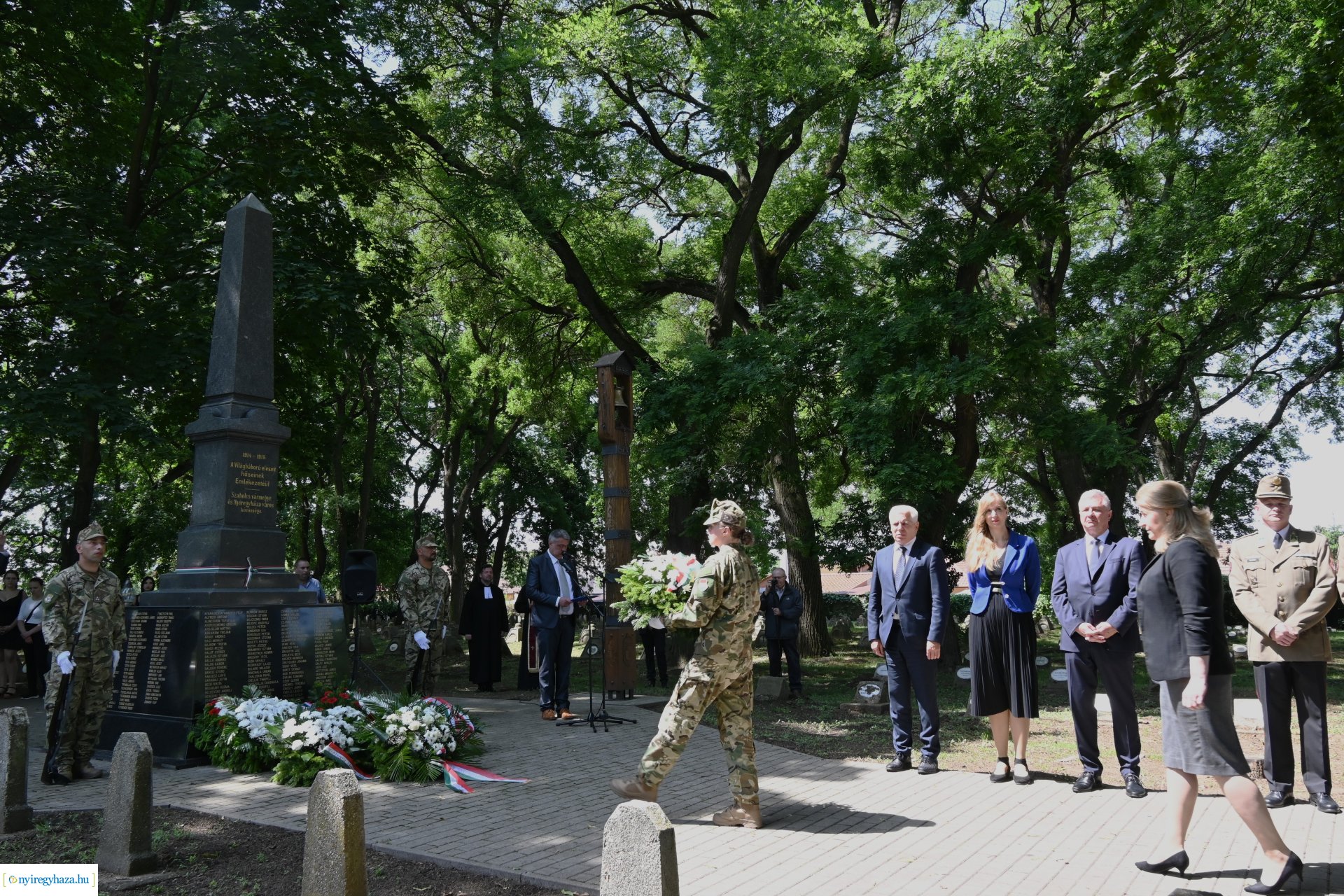 Hősök napja 2024 - koszorúzás a Hősök temetőjében