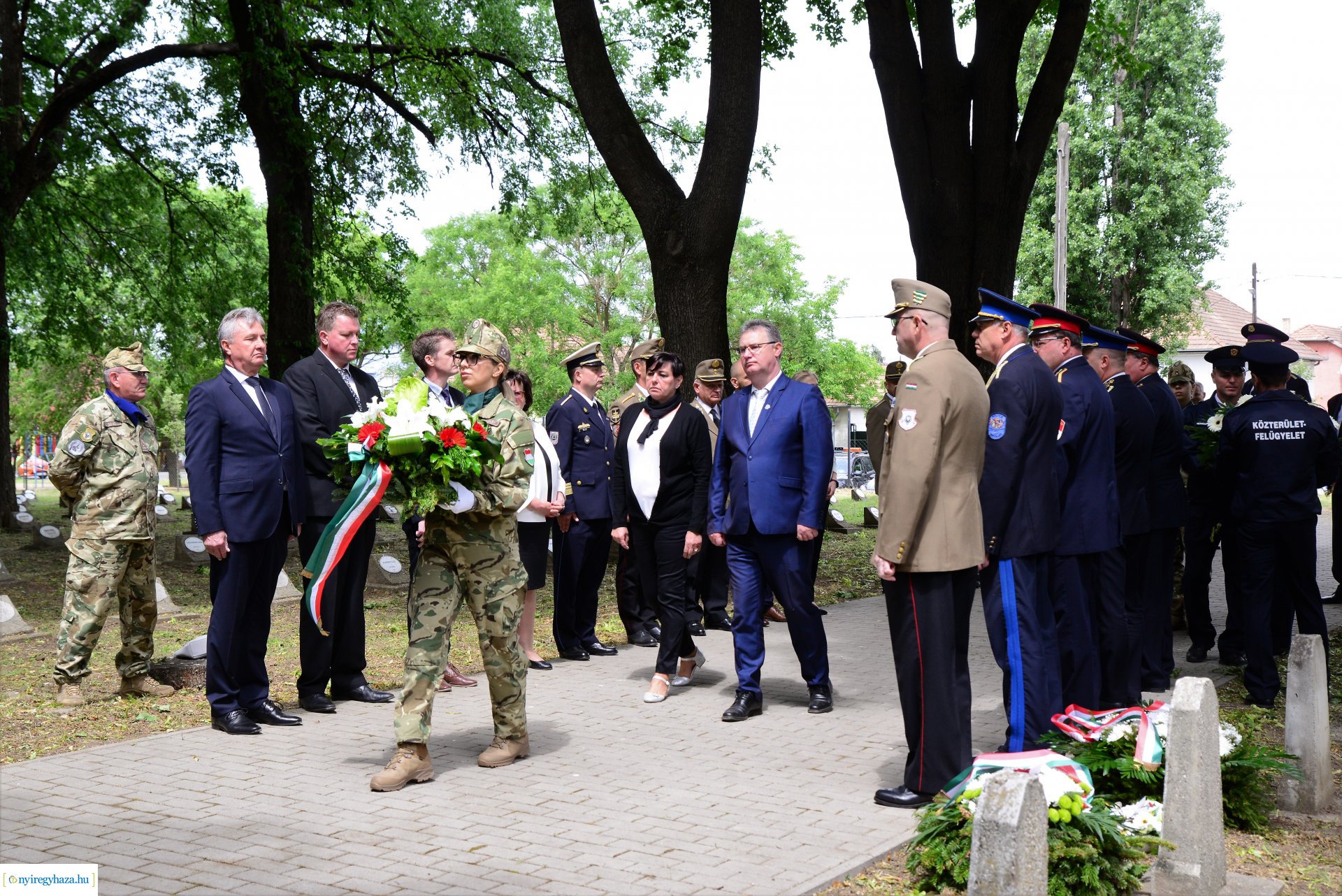 Hősök napja - megemlékezés a Hősök temetőjében