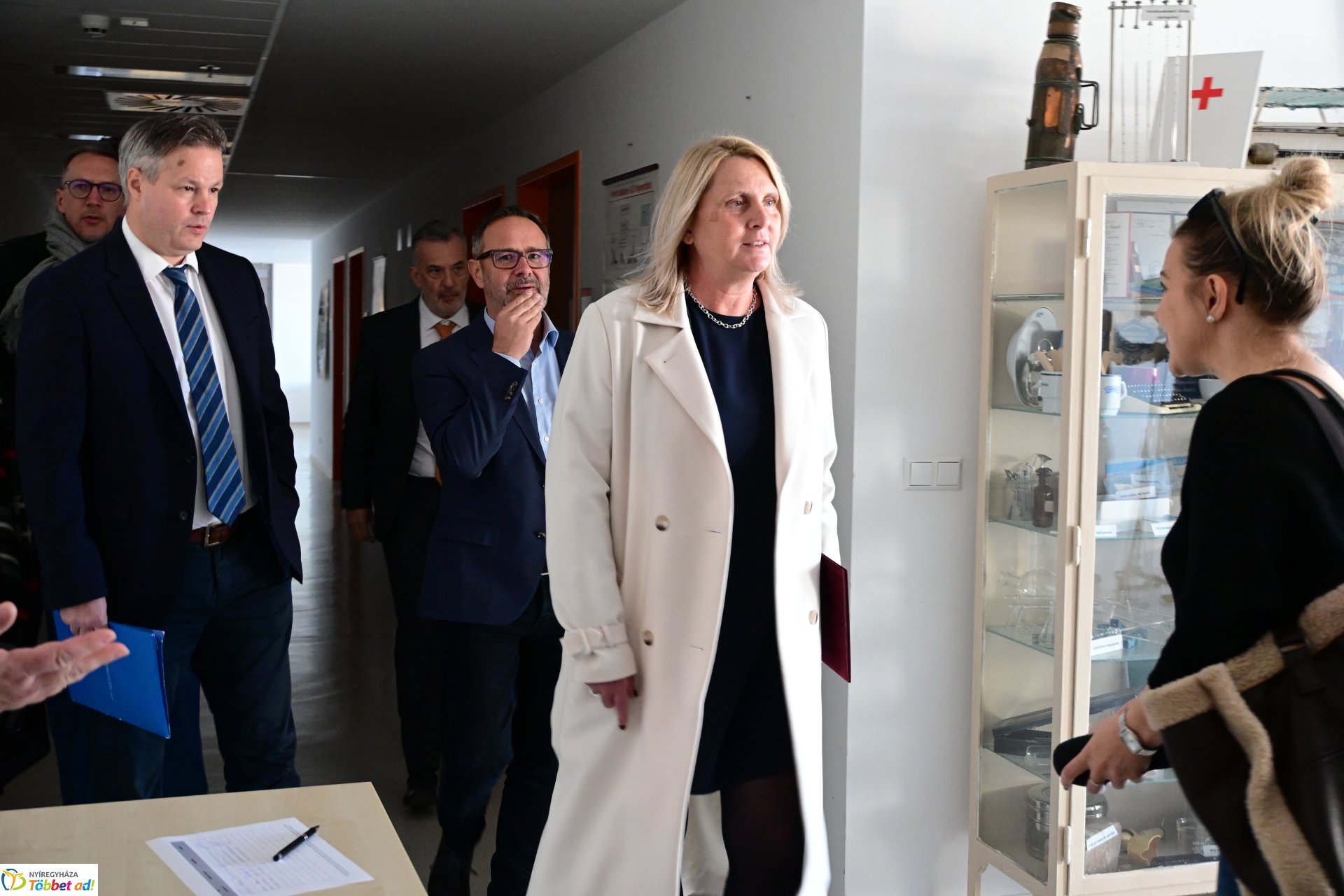 Hospitals projektnyitó