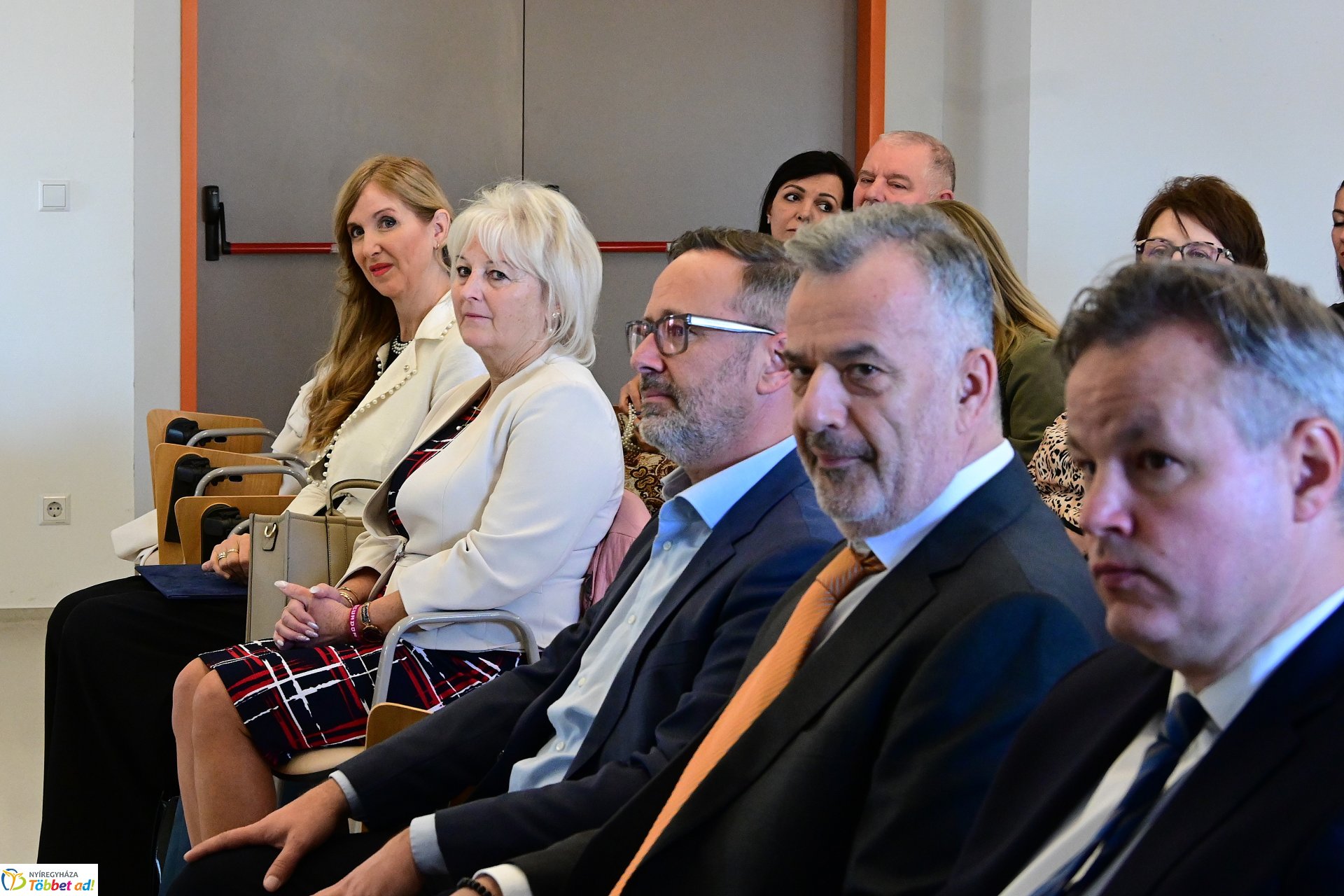 Hospitals projektnyitó