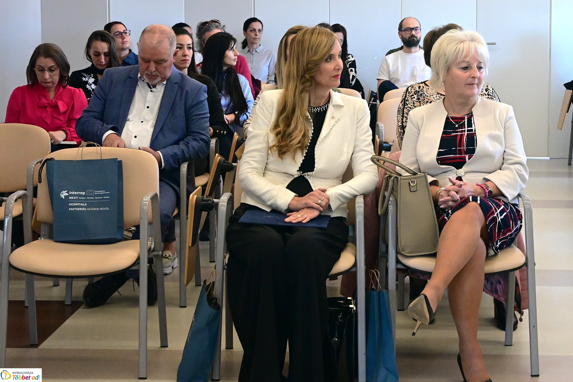 Hospitals projektnyitó