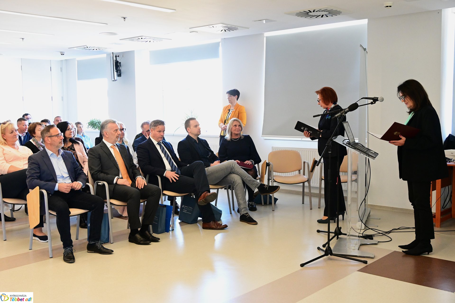 Hospitals projektnyitó