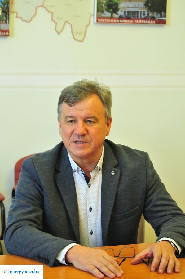 Hübner adomány a kórháznak 20230904