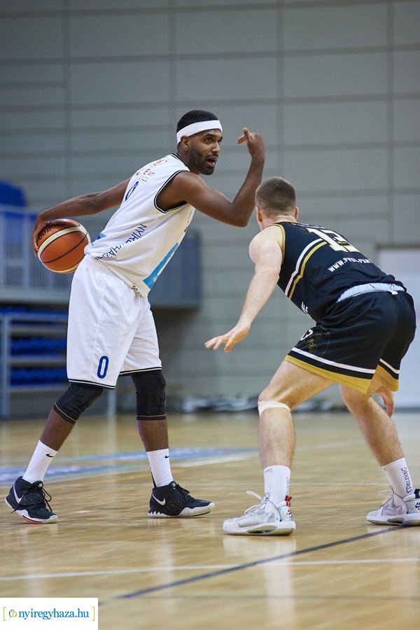 Hübner Nyíregyháza BS  -  PVSK kosárlabda mérkőzés