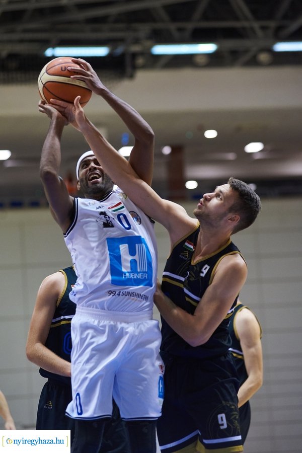 Hübner Nyíregyháza BS  -  PVSK kosárlabda mérkőzés
