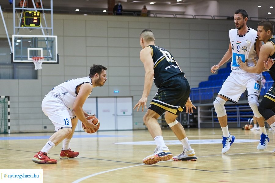 Hübner Nyíregyháza BS  -  PVSK kosárlabda mérkőzés