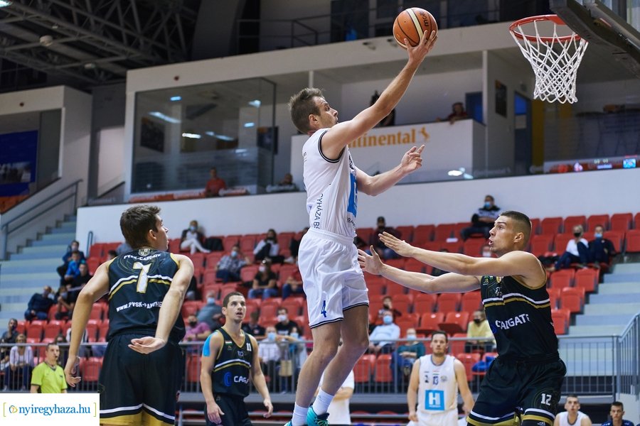 Hübner Nyíregyháza BS  -  PVSK kosárlabda mérkőzés
