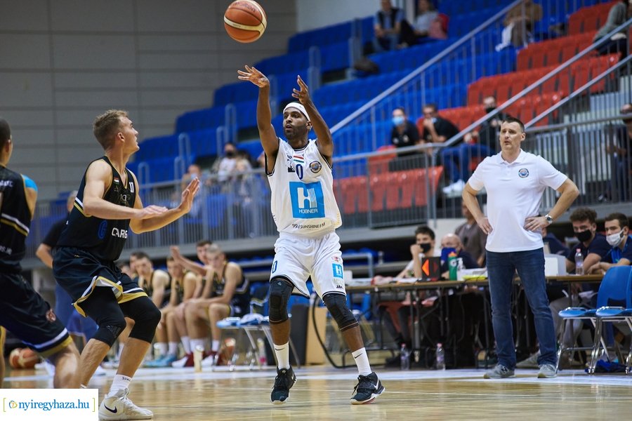 Hübner Nyíregyháza BS  -  PVSK kosárlabda mérkőzés