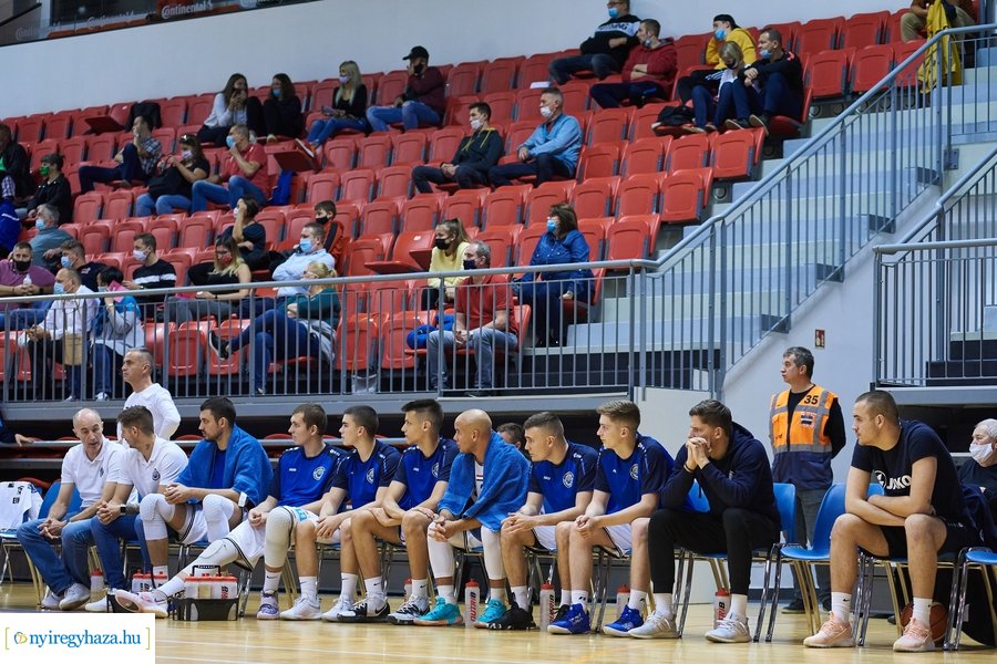 Hübner Nyíregyháza BS  -  PVSK kosárlabda mérkőzés
