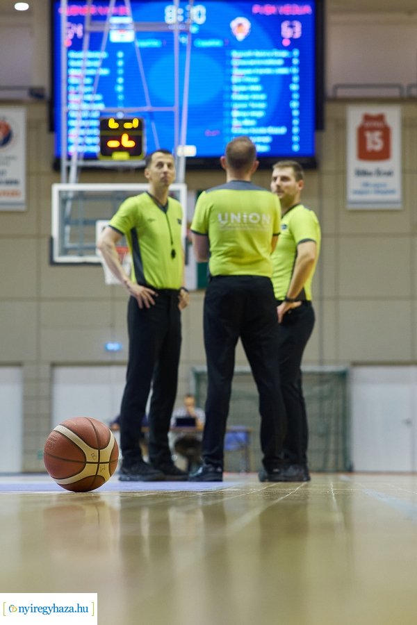 Hübner Nyíregyháza BS - PVSK Veolia kosárlabda