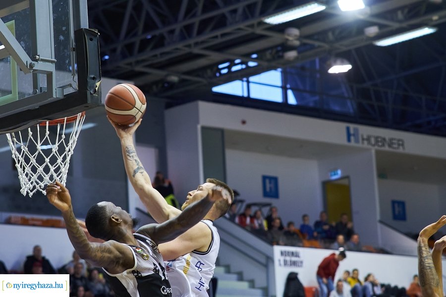 Hübner Nyíregyháza BS - PVSK Veolia kosárlabda