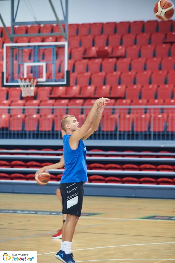 Hübner Nyíregyháza BS sajtótájékoztató