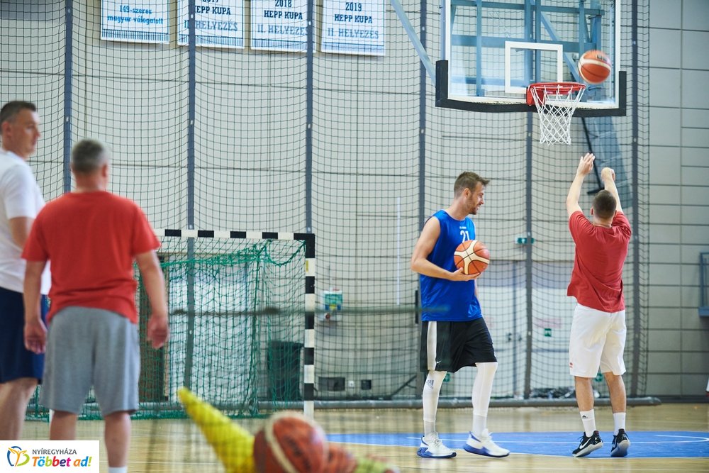 Hübner Nyíregyháza BS sajtótájékoztató