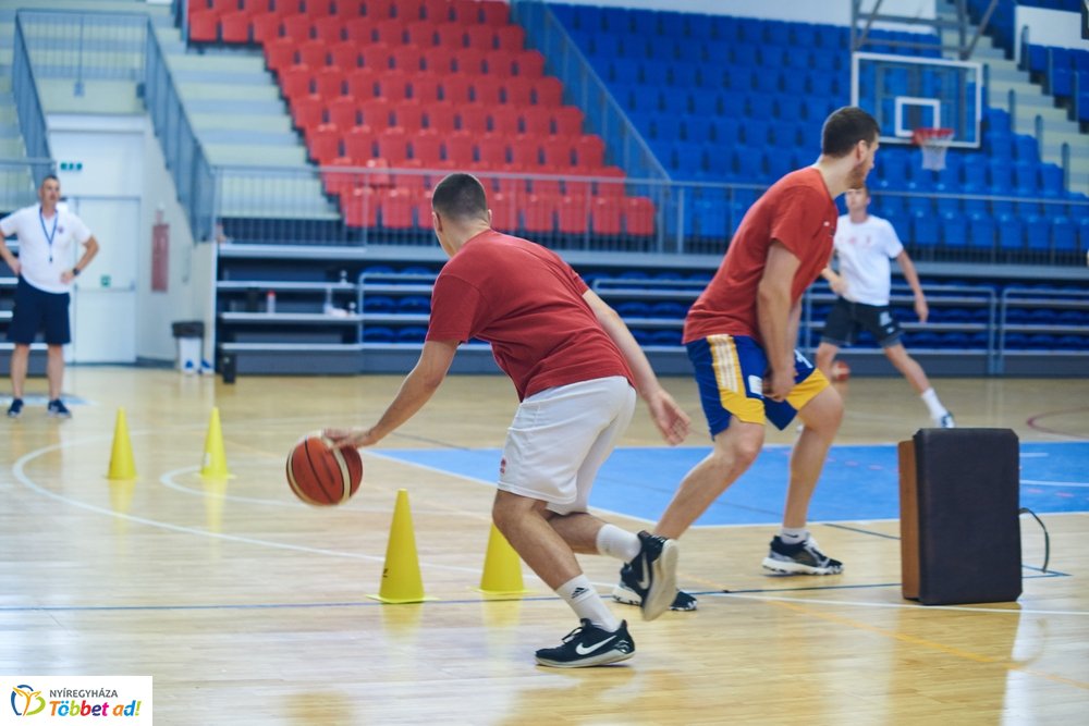 Hübner Nyíregyháza BS sajtótájékoztató