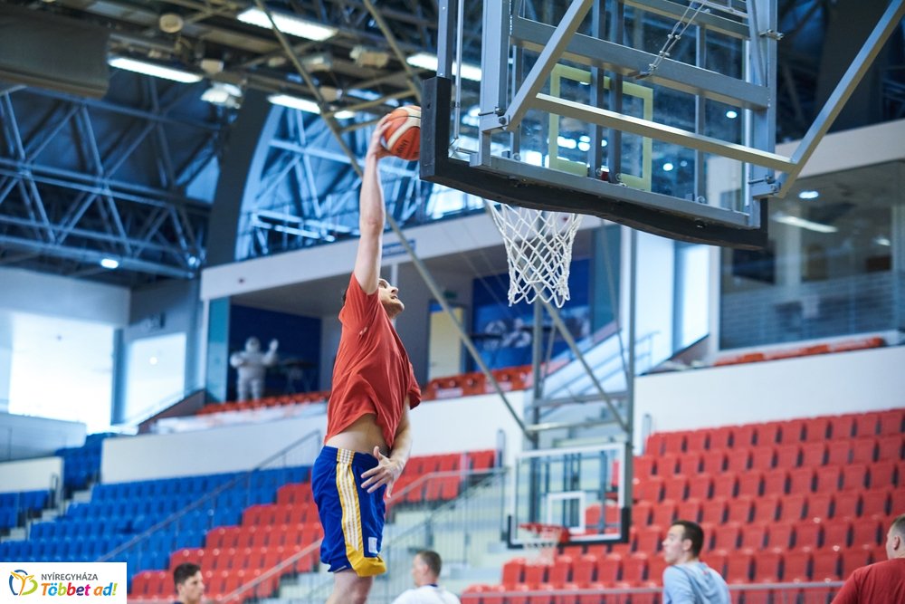 Hübner Nyíregyháza BS sajtótájékoztató