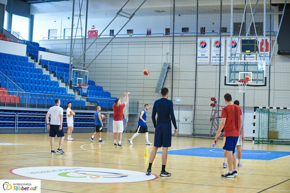 Hübner Nyíregyháza BS sajtótájékoztató