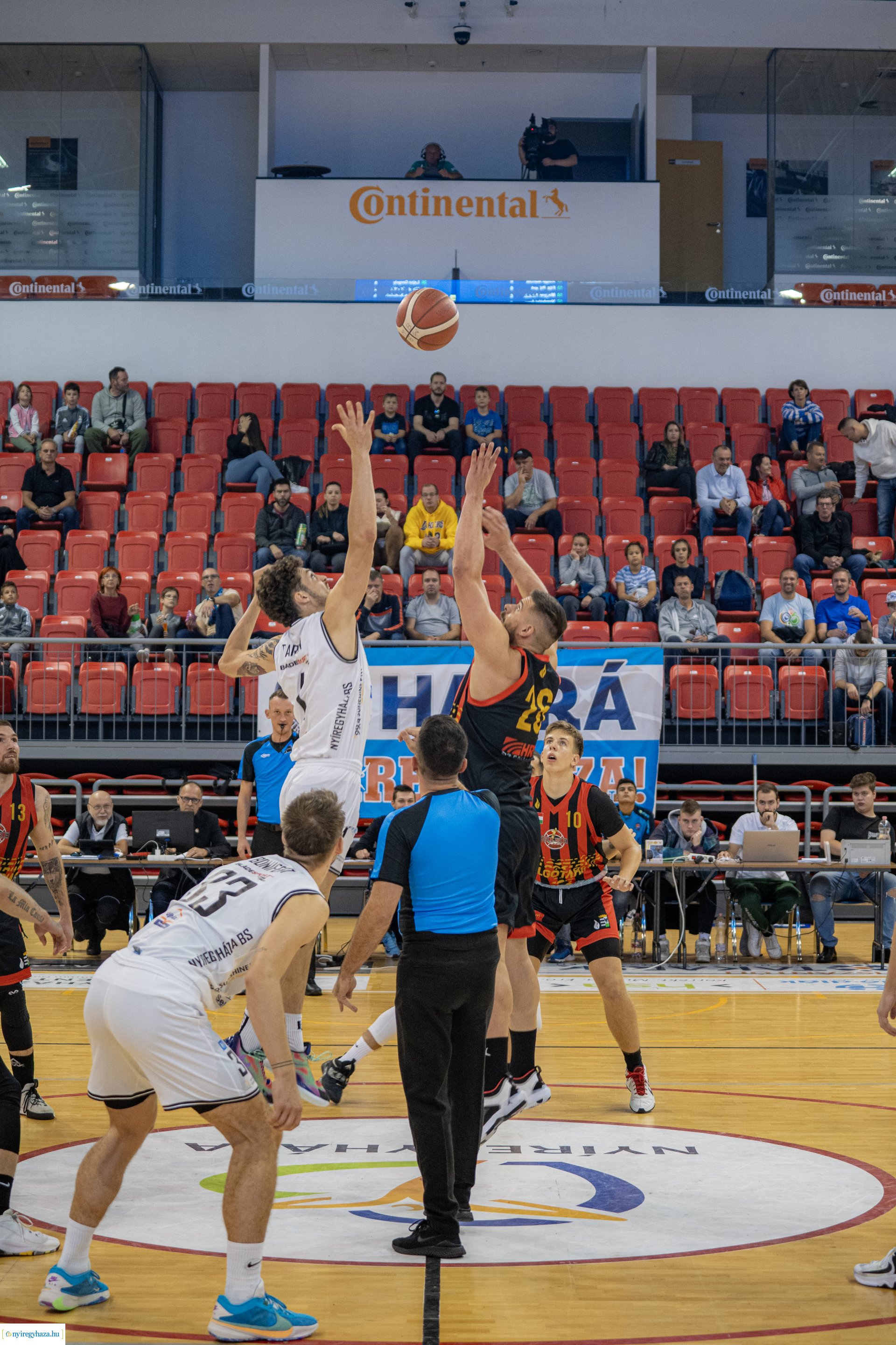 Hübner Nyíregyháza BS - Salgótarjáni KSE NBI/B férfi bajnoki kosárlabda mérkőzés