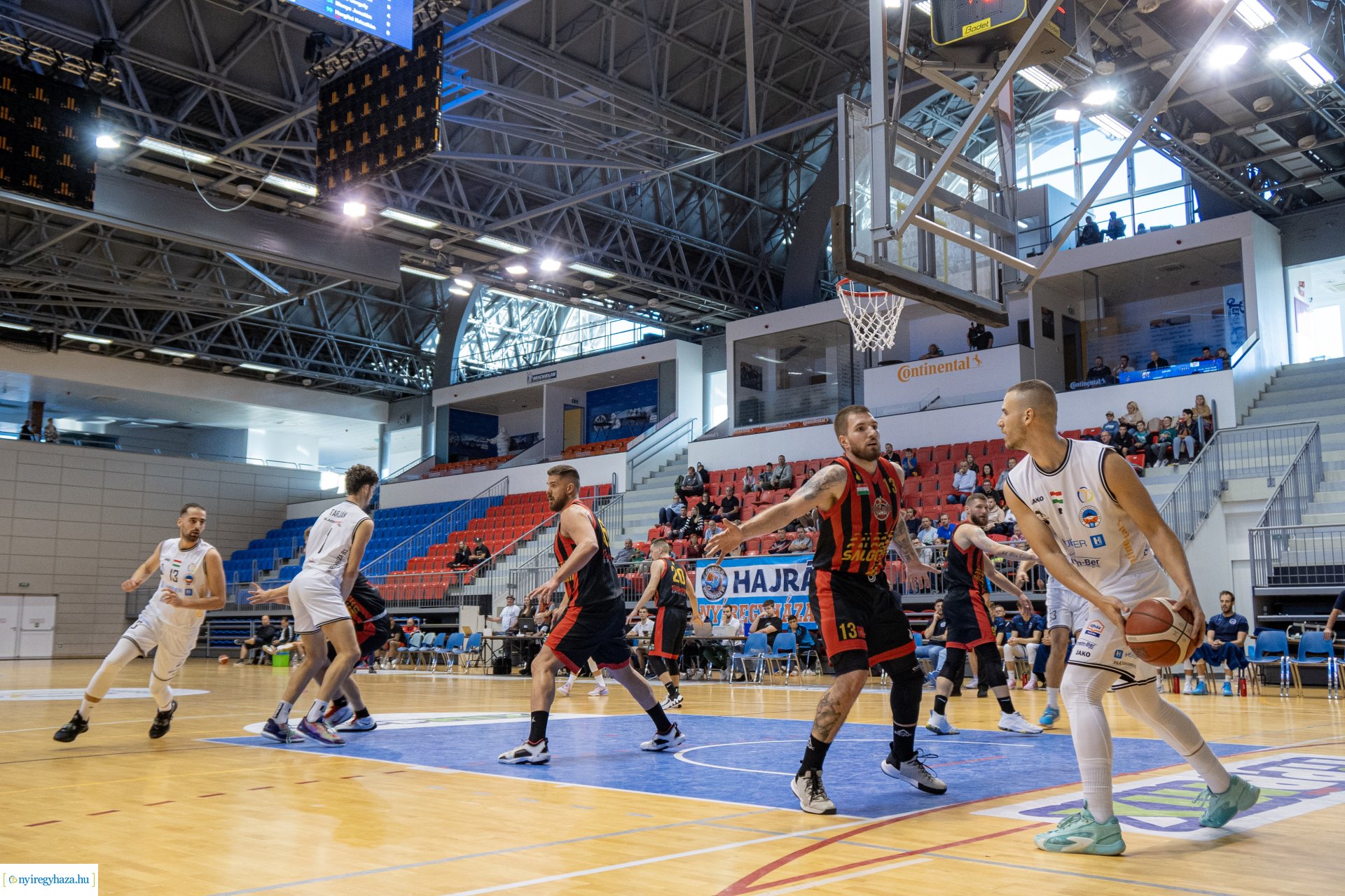 Hübner Nyíregyháza BS - Salgótarjáni KSE NBI/B férfi bajnoki kosárlabda mérkőzés