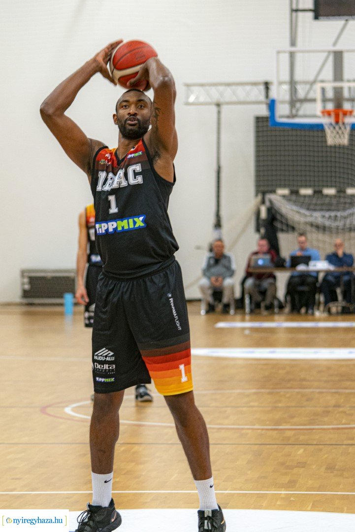 Hübner Nyíregyháza BS–DEAC kosárlabda mérkőzés