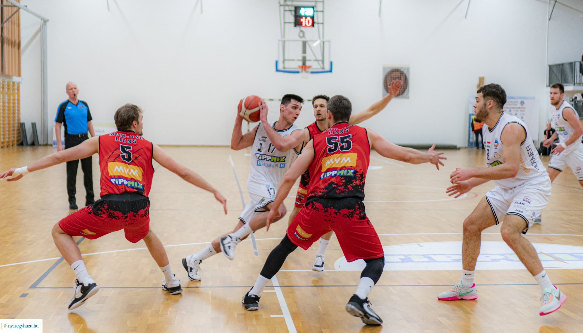 Hübner Nyíregyháza BS–MVM-OSE Lions kosárlabda mérkőzés